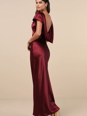NWT Lulus Captivating Presence Wine Red Satin Cowl Back Maxi Dress- M